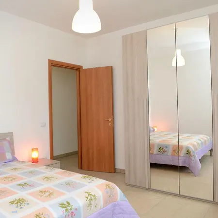 Laura Affittacamere Torricella (Taranto)
